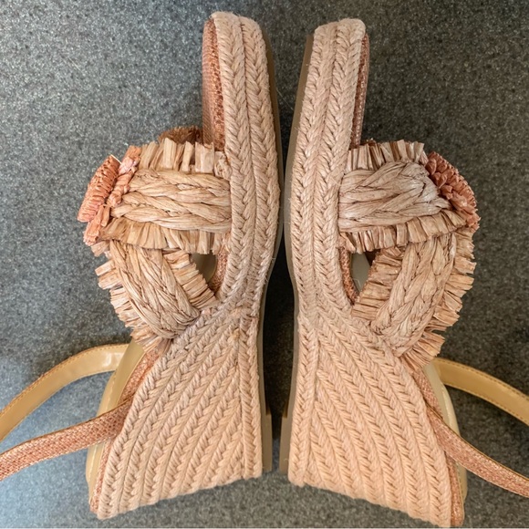 New Bandolino Women's Krista Espadrille Flower Detail Wedge Sandals Size 8 - Picture 6 of 9